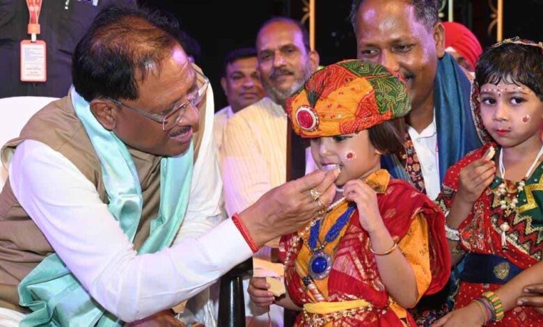 श्रीकृष्ण-जन्माष्टमी-उत्सव-में-उमड़ा-आस्था-का-सैलाब-:-मुख्यमंत्री-विष्णु-देव-साय-हुए-शामिल