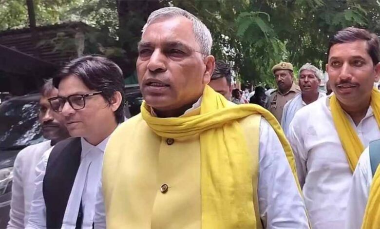 ओपी राजभर ने कोर्ट में किया सरेंडर, मामला दर्ज होने की पूरी जानकारी