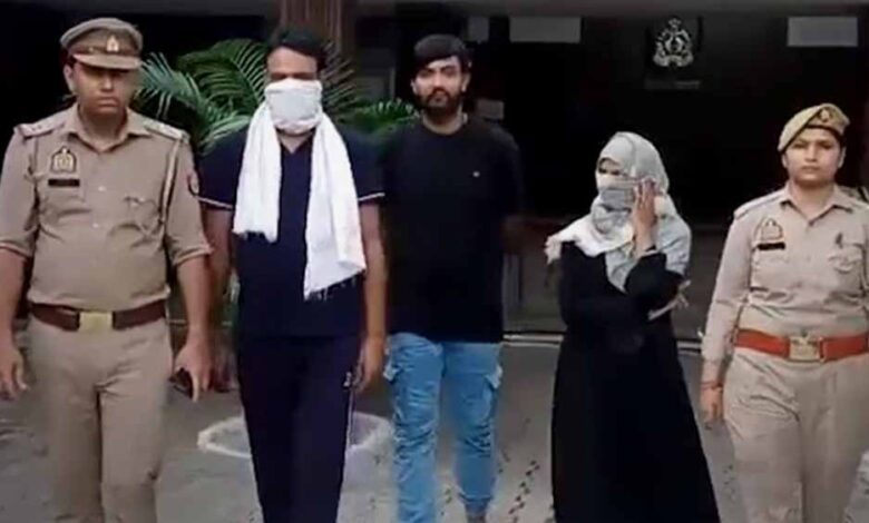 मुरादाबाद-में-हनी-ट्रैप-गैंग-का-खुलासा,-महिला-के-साथ-यूपी-पुलिस-का-सिपाही-करता-था-ब्लैकमेलिंग,-3-गिरफ्तार