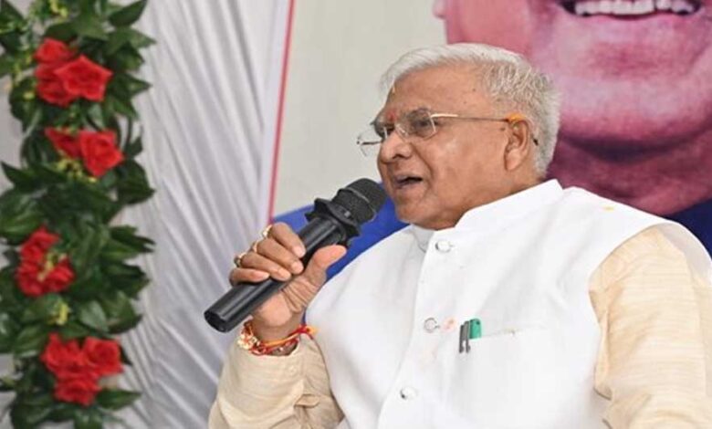 समाज-के-प्रत्येक-वर्ग-के-कल्याण-के-लिए-हैं-सरकार-की-योजनाएँ:-राज्यपाल-पटेल