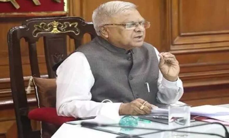 राज्यपाल-पटेल-ने-घायलों-को-अस्पताल-पहुंचाने-वाले-राहवीरों-को-किया-सम्मानित,-25-हजार-की-प्रोत्साहन-राशि-प्रदान-की