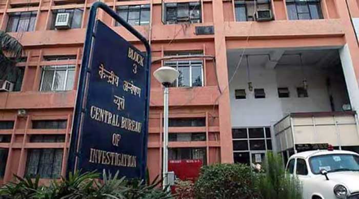 दिल्ली-में-लूट-का-फिल्मी-ड्रामा!-नकली-cbi-अफसर-बनकर-बदमाशों-ने-उड़ाए-2.3-करोड़