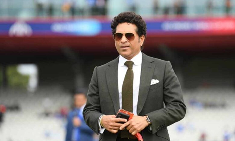 2011-वर्ल्ड-कप-फाइनल:-युवराज-से-पहले-धोनी-को-भेजने-के-पीछे-की-वजह-बताई-सचिन-ने