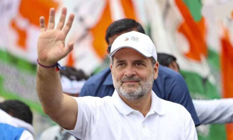 चुनाव-आयोग-पर-राहुल-गांधी-का-निशाना,-गुजरात-की-पार्टियों-के-चंदे-को-लेकर-उठाए-सवाल