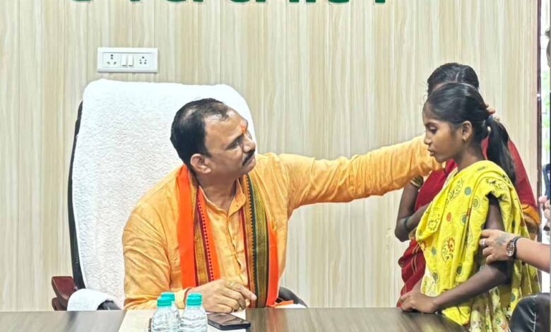 रायपुर-:-‘पापा,-मैं-ठीक-हो-जाऊंगी-ना?’-–-दिल-की-बीमारी-से-जूझ-रही-मासूम-शांभवी-गुरला-का-सवाल