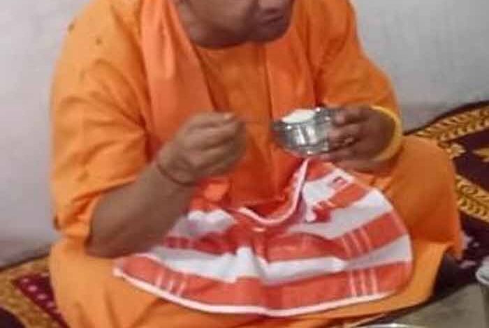 दलितों-के-घर-भोजन-से-राम-मंदिर-आंदोलन-तक:-जानें-सीएम-योगी-के-गुरु-अवेद्यनाथ-का-जीवन