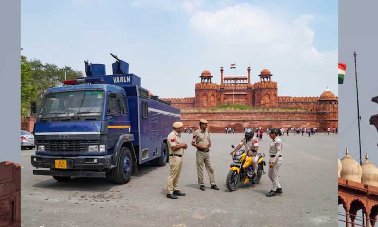 लाल-किले-से-1-करोड़-का-सोने-हीरे-जड़ा-कलश-चोरी,-धार्मिक-कार्यक्रम-में-चोरों-का-बड़ा-खेल