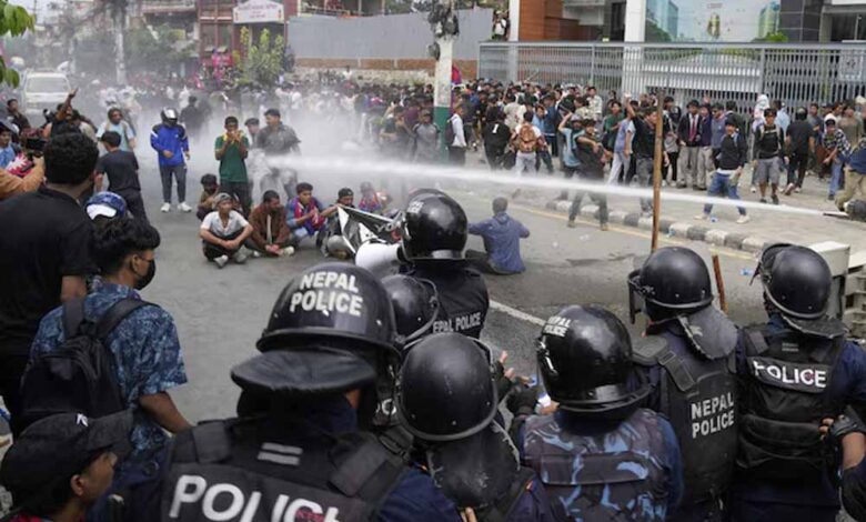 श्रीलंका,-बांग्लादेश-और-नेपाल-में-अचानक-सत्ता-पलट,-एशियाई-देशों-की-नई-‘कठपुतली’-किसके-हाथ-में?