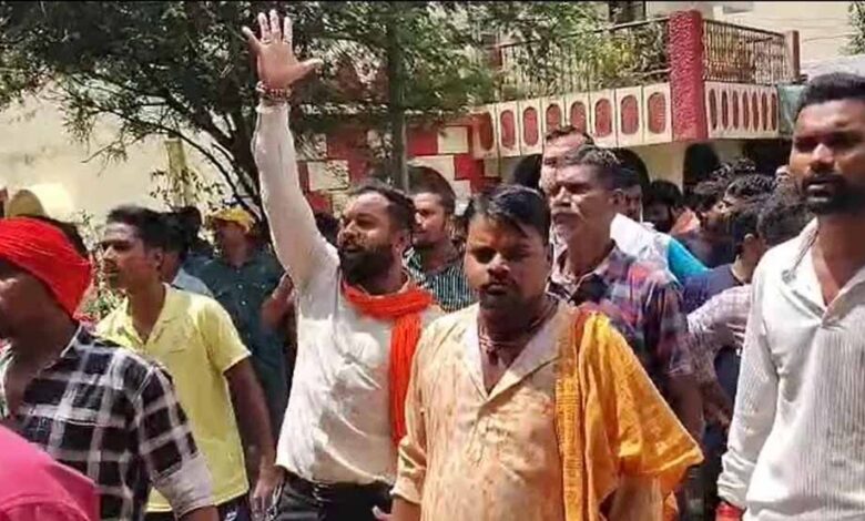 धर्मांतरण-विरोधी-विवाद:-बजरंग-दल-और-प्रार्थना-सभा-के-बीच-हुई-झड़प
