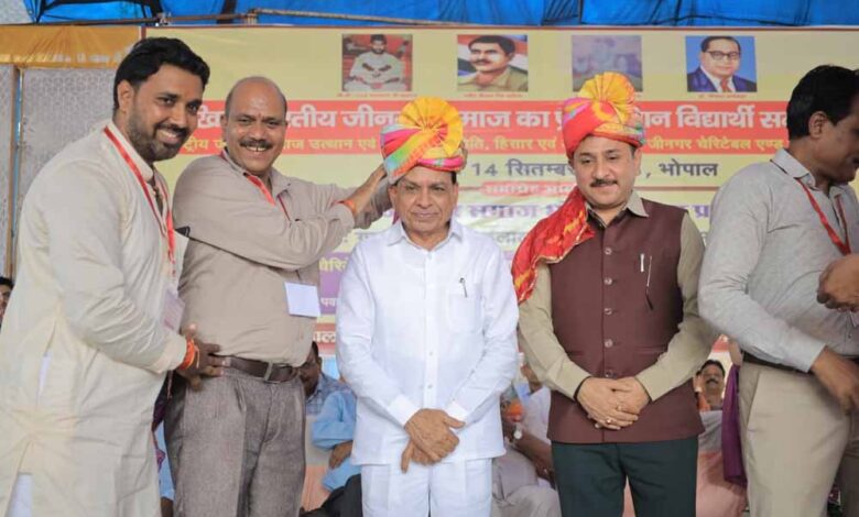 शिक्षा-किसी-भी-समाज-की-प्रगति-और-विकास-के-लिए-सबसे-महत्वपूर्ण-:-उप-मुख्यमंत्री-देवड़ा