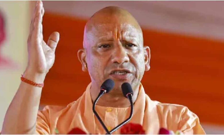 संत-कबीर-के-नाम-पर-यूपी-में-बनेगा-वस्त्र-और-परिधान-पार्क,-cm-योगी-का-बड़ा-ऐलान