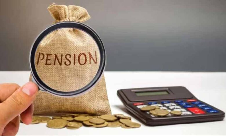20-साल-की-सेवा-के-बाद-वीआरएस-लेने-वालों-को-आनुपातिक-पेंशन-का-अधिकार:-सरकार