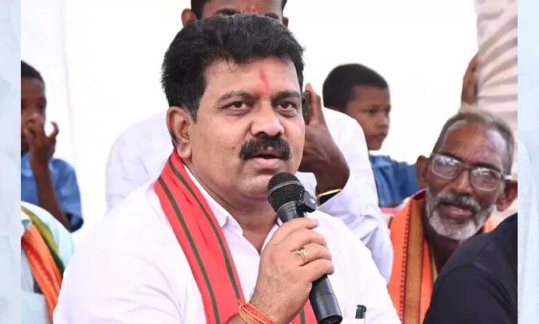 डिप्टी-सीएम-की-नक्सलियों-को-चेतावनी:-हत्या-और-ied-नहीं-हटे,-तो-शांति-वार्ता-नहीं-होगी