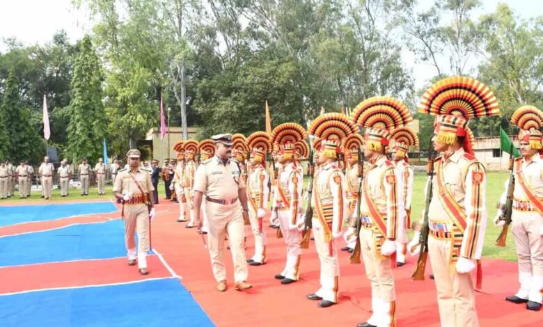सेवा-और-समर्पण-को-सलाम,-आरपीएफ-स्थापना-दिवस-पर-आईजी-ने-40-जवान-सम्मानित