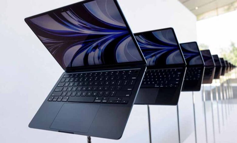 फ्लिपकार्ट-एमेजॉन-सेल:-सिर्फ-₹63,990-में-मिलेगा-apple-macbook-air-m2-और-कई-लैपटॉप्स-पर-धमाकेदार-ऑफर