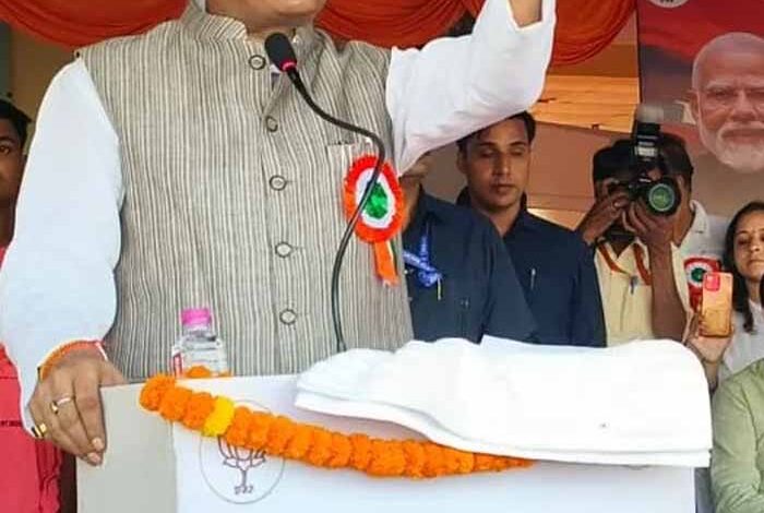 बरेली-में-डिप्टी-cm-पाठक-का-हमला:-राहुल-खुद-नहीं-जानते-क्या-करना-चाहते,-अखिलेश-पर-भी-तंज
