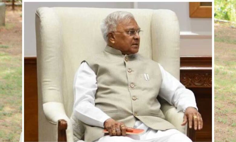 गवर्नर-का-बीपी-नापने-में-फेल-हुई-मशीन,-बैटरी-बदलने-के-बाद-भी-नहीं-चला-काम-–-ड्यूटी-डॉक्टर-पर-सवाल