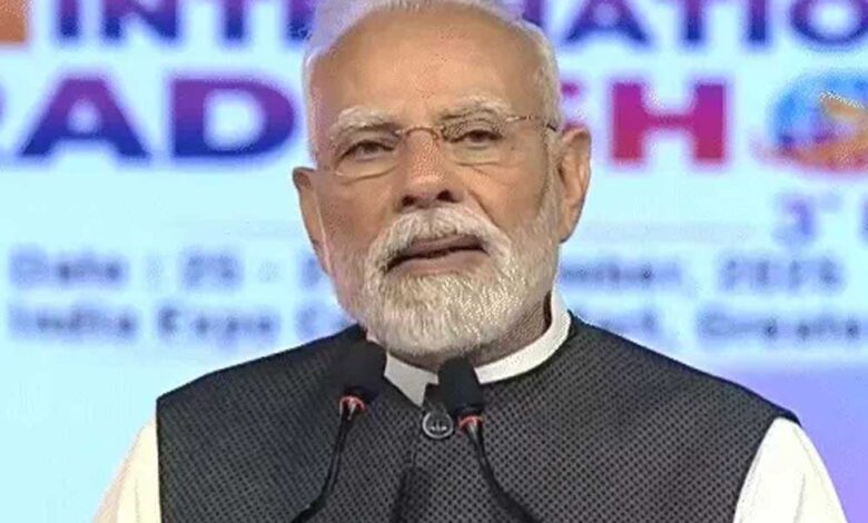 pm-मोदी-का-विज़न-–-‘चिप-से-शिप-तक’-भारत-में-निर्माण,-gst-पर-कांग्रेस-को-लिया-आड़े-हाथों