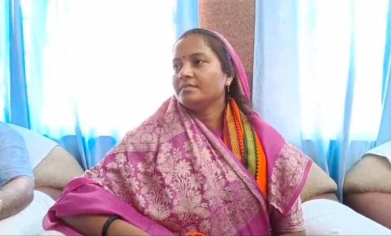 लक्ष्मी राजवाड़े का आरोप: कांग्रेस ने शराबबंदी का वादा नहीं किया पूरा