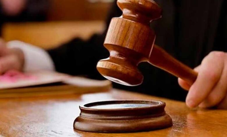 बच्चे की पढ़ाई पर रोक क्यों? 10 साल के छात्र को 9वीं में एडमिशन न देने पर हाईकोर्ट नाराज़