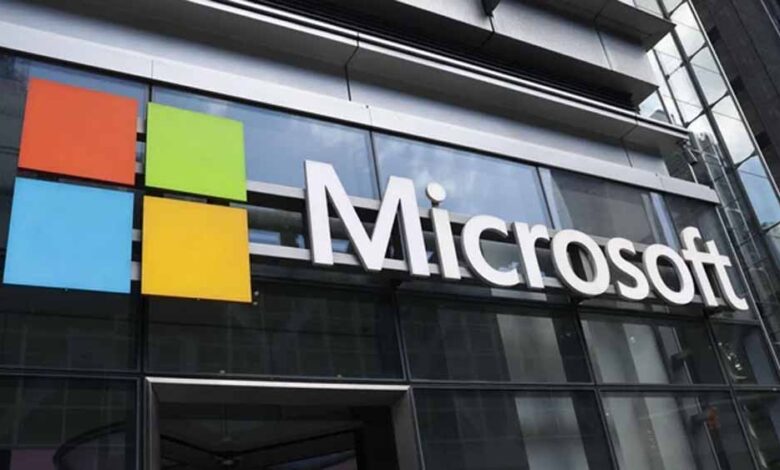 Microsoft का बड़ा कदम: क्लाउड और AI सेवाएं तुरंत हुईं बंद