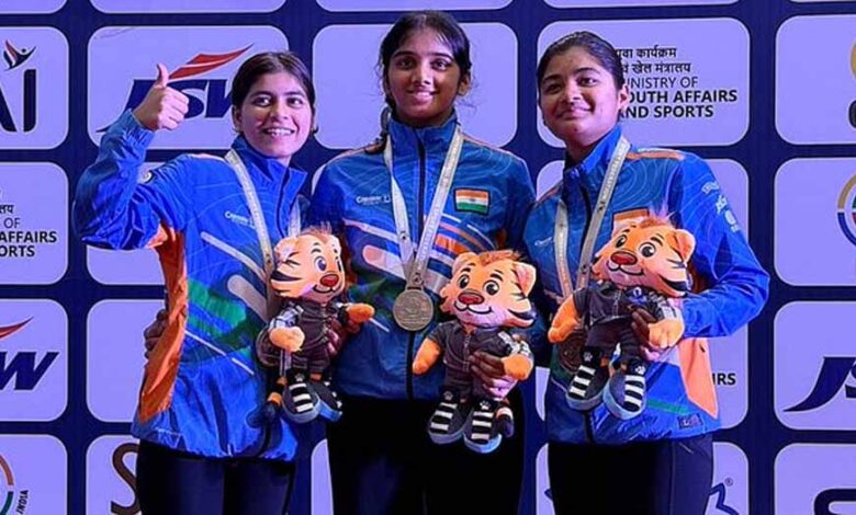शानदार प्रदर्शन! अनुष्का का दूसरा गोल्ड और एड्रियन का सिल्वर पदक जूनियर विश्व कप में