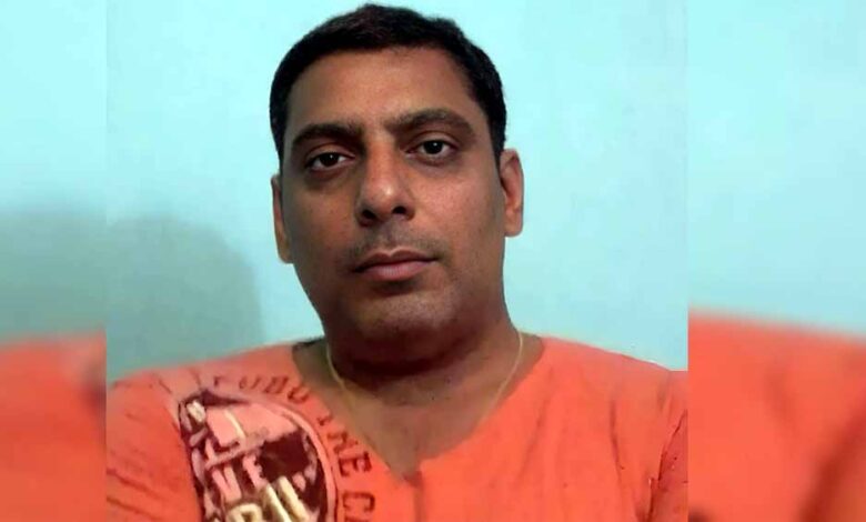 कानपुर-का-करोड़पति-कानूनगो-हुआ-बेनकाब:-योगी-सरकार-ने-किया-चौंकाने-वाला-फैसला,-अब-बने-लेखपाल!