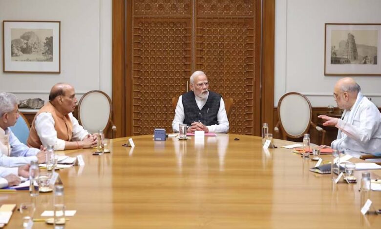 da-hike:-दशहरे-से-पहले-केंद्र-सरकार-का-तोहफा,-महंगाई-भत्ता-3%-बढ़ा