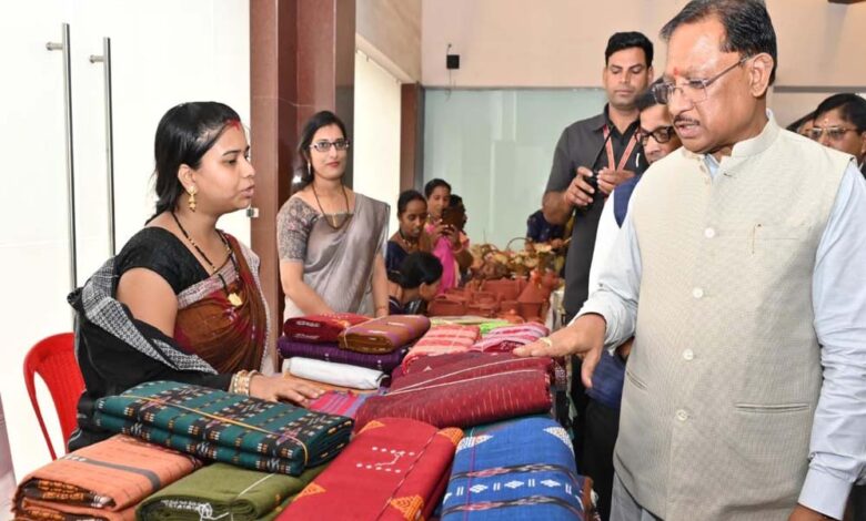छत्तीसगढ़-की-दीदियां-बनीं-आत्मनिर्भरता-की-ब्रांड-एंबेसडर-:-लखपति-दीदियों-की-सफलता-हजारों-महिलाओं-के-लिए-बनेगी-प्रेरणा-–-मुख्यमंत्री-साय