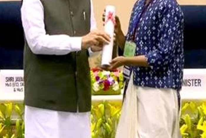 मध्यप्रदेश-की-बेटी-ने-राष्ट्रीय-स्तर-पर-कौशल-विकास-का-परचम-लहराया