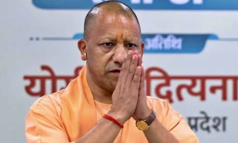 मुख्यमंत्री-ने-पं.-छन्नूलाल-मिश्र-को-दी-श्रद्धांजलि,-परिजनों-से-मिलकर-व्यक्त-की-संवेदना