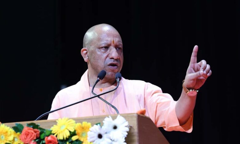 सफाई-कर्मचारी-के-साथ-अप्रिय-घटना-पर-35-40-लाख-देने-की-करेंगे-व्यवस्था:-सीएम-योगी