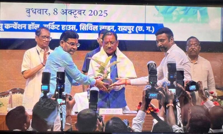 जनजातीय-गौरव-दिवस:-cm-साय-साय-बोले-इतिहास-में-जनजातीय-नायकों-को-नहीं-मिला-उचित-स्थान,-अब-हर-घर-तक-पहुंचेगी-उनकी-गाथा