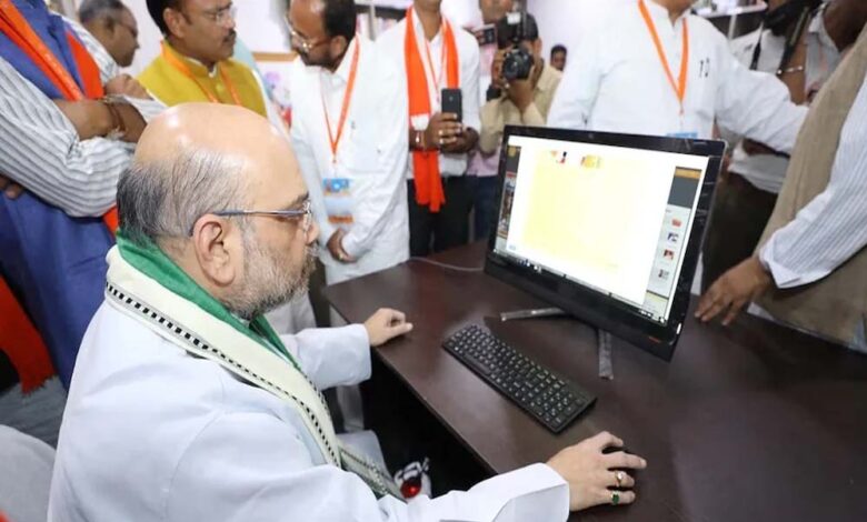 अमित-शाह-ने-बदली-अपनी-ईमेल-आईडी,-अब-इस्तेमाल-करेंगे-स्वदेशी-zoho-mail-–-फाउंडर-ने-दिया-दिलचस्प-जवाब