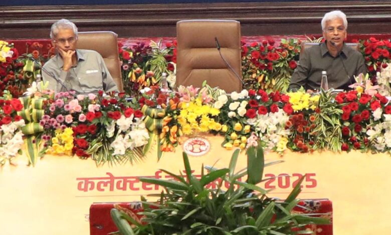 जबलपुर-के-राजस्व-अभिलेखागार-का-नवाचार-उपयोगी-और-अनुकरणीय