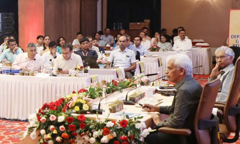 कलेक्टर्स-जन-कल्याणकारी-योजना-और-विकास-कार्यों-के-प्रचार-में-करें-सहयोग-:-मुख्य-सचिव-जैन