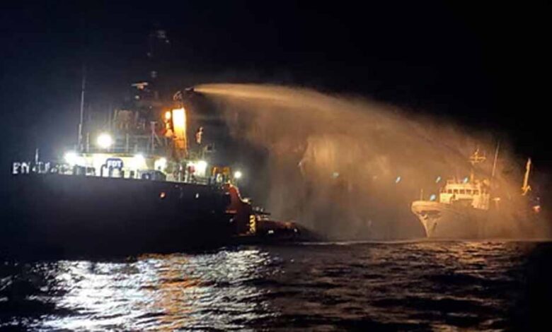 गाजा-में-शांति-की-उम्मीदों-के-बीच-उठी-नई-चिंता,-भारत-के-पड़ोसी-ने-तैनात-किए-दर्जनों-युद्धपोत