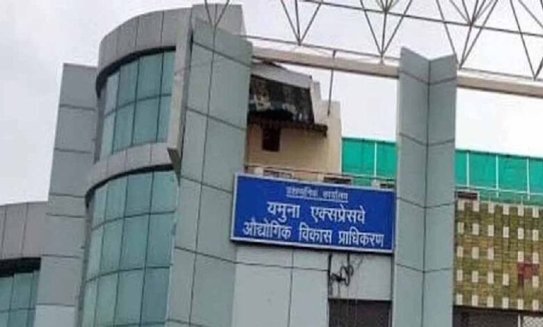 नोएडा-में-बड़ा-कदम:-18-गांवों-की-441-हेक्टेयर-जमीन-अब-yeida-के-अधीन,-फर्जीवाड़े-पर-लगेगी-रोक