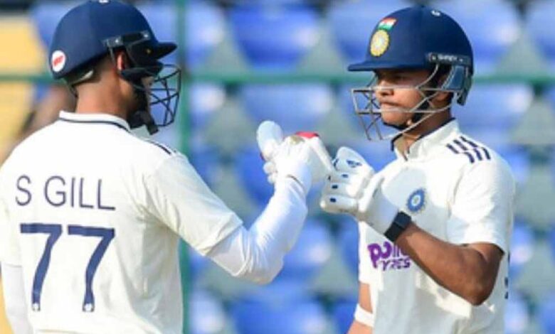 वेस्टइंडीज-के-खिलाफ-भारत-का-अनोखा-रिकॉर्ड,-फॉलो-ऑन-देकर-भी-करनी-पड़ेगी-बल्लेबाजी