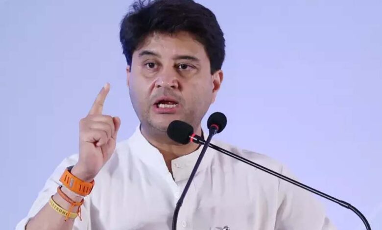 सिंधिया-ने-खुद-बताया-क्यों-गिराई-थी-कमलनाथ-सरकार,-जनता-के-बीच-किया-बड़ा-खुलासा