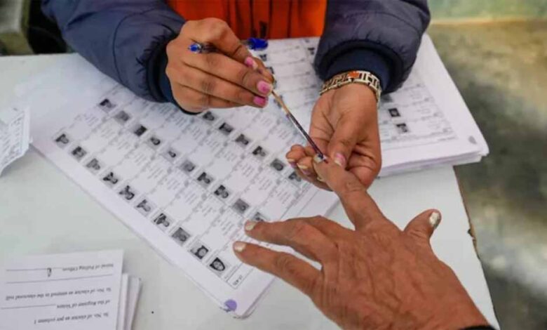 j&k-में-उपचुनाव-का-बिगुल!-बडगाम-और-नगरोटा-विधानसभा-सीटों-के-लिए-नामांकन-शुरू