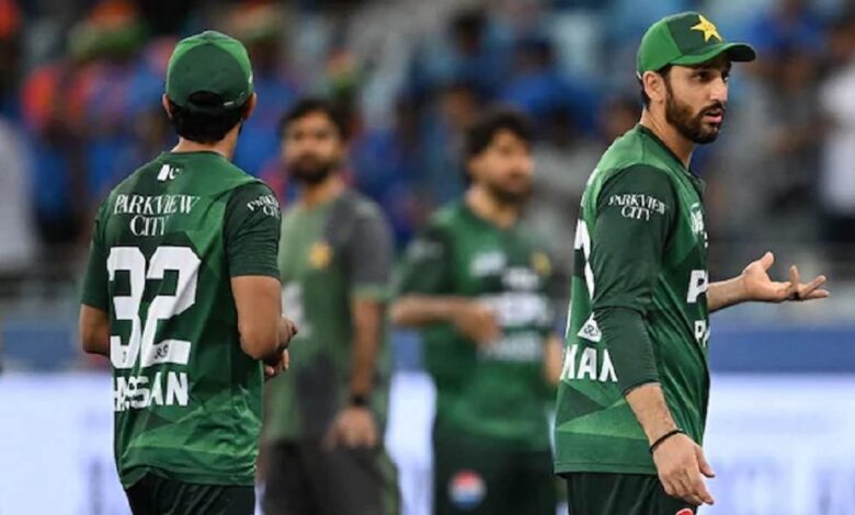 पाकिस्तान-क्रिकेट-में-हलचल!-आगा-की-कप्तानी-खतरे-में,-नया-लीडर-कौन-होगा?