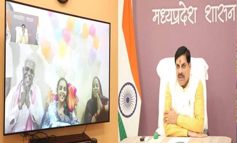 मुख्यमंत्री-डॉ.-यादव-ने-कुमारी-संस्कृति-से-वीसी-से-की-बात,-इलाज-के-बाद-स्वस्थ-होकर-इंदौर-लौटी