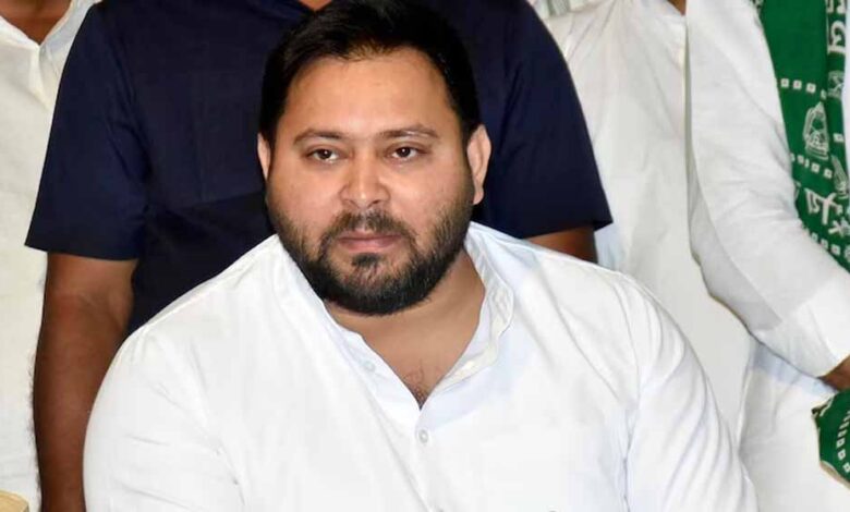 तेजस्वी का बड़ा दांव! खेसारी लाल को मिला टिकट, RJD ने जारी की पहली सूची