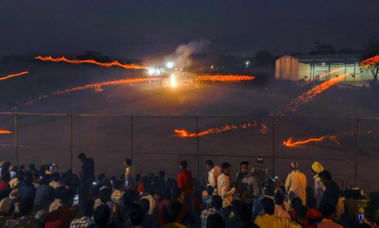 बड़वानी-में-दिवाली-पर-हिंगोट-बैन,-ड्रोन-और-पुलिस-की-सख्त-निगरानी