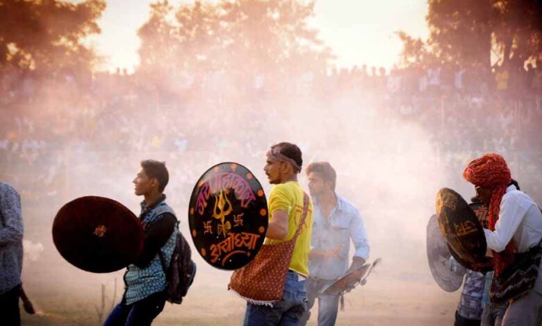 हिंगोट-युद्ध:-आग-के-बाणों-संग-250-साल-पुरानी-वीरता-की-परंपरा-जीवंत