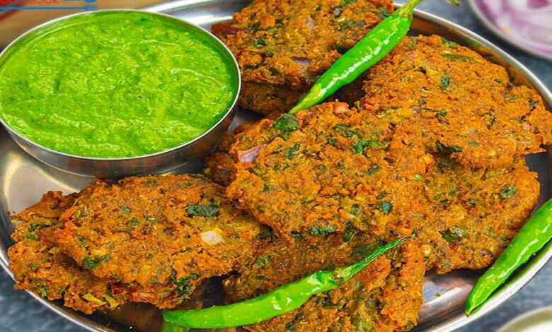 शाम-की-चाय-के-साथ-टेस्टी-स्नैक्स:-बनाएं-मसालेदार-मूंग-दाल-वड़ा
