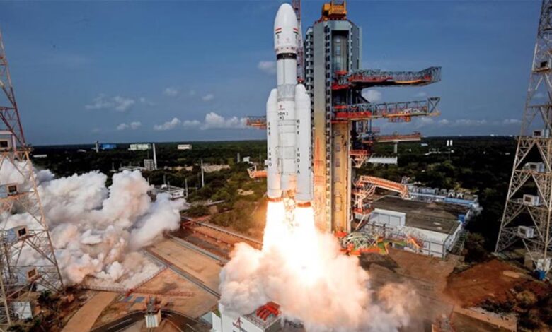 isro-2-नवंबर-को-लॉन्च-करेगा-भारतीय-नौसेना-के-लिए-अब-तक-का-सबसे-भारी-सैटेलाइट,-चंद्रयान-3-वाले-रॉकेट-से-होगी-उड़ान