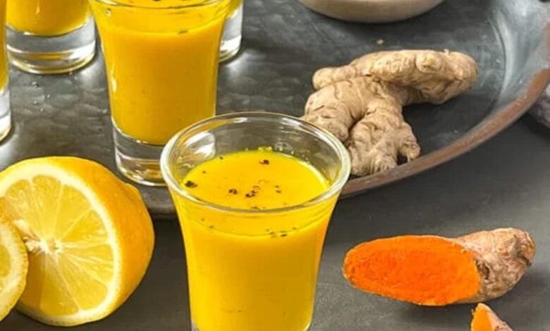 झड़ते-बालों-से-परेशान-हैं?-हल्दी-शॉट-देगा-मजबूत,-घने-और-चमकदार-बालों-का-राज़!