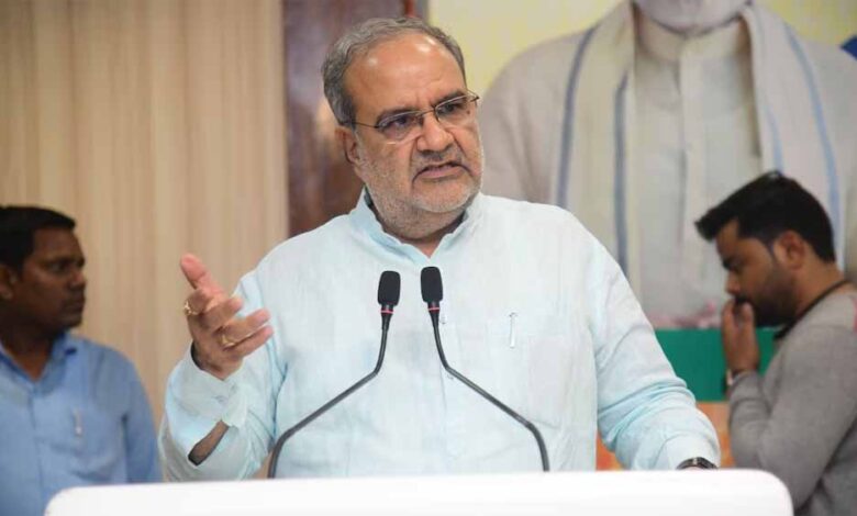 sir-पर-सियासत-गरमाई:-भाजपा-अध्यक्ष-भूपेंद्र-चौधरी-ने-विपक्ष-को-जमकर-घेरा,-दिया-बड़ा-बयान